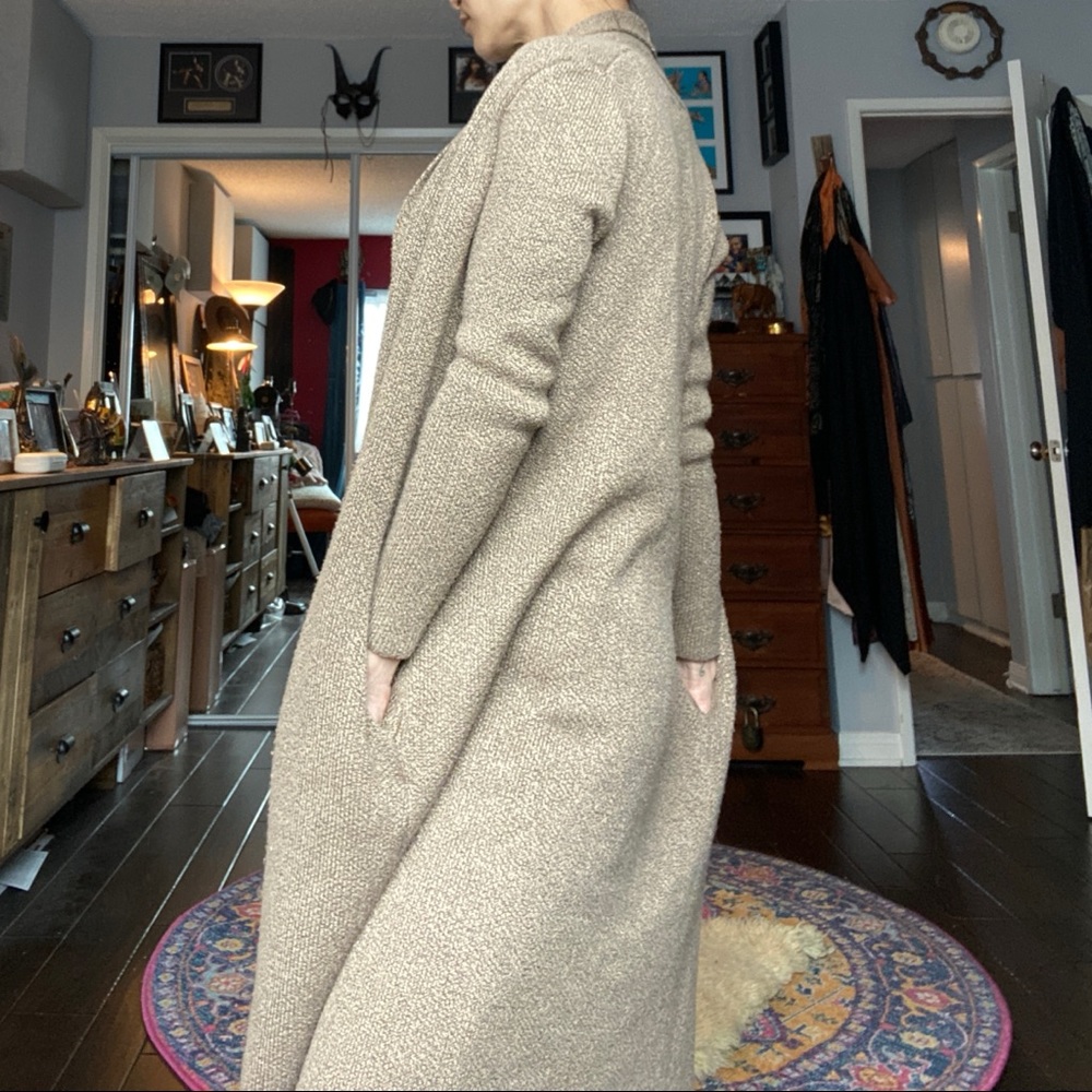 Beautiful like-new tan knit maxi cardigan